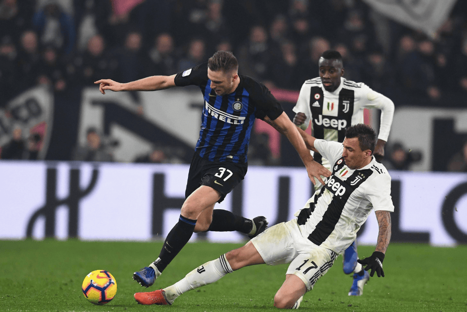 包含尤文图斯客场不敌乌迪内斯，遗憾失利积分无缘增加的词条